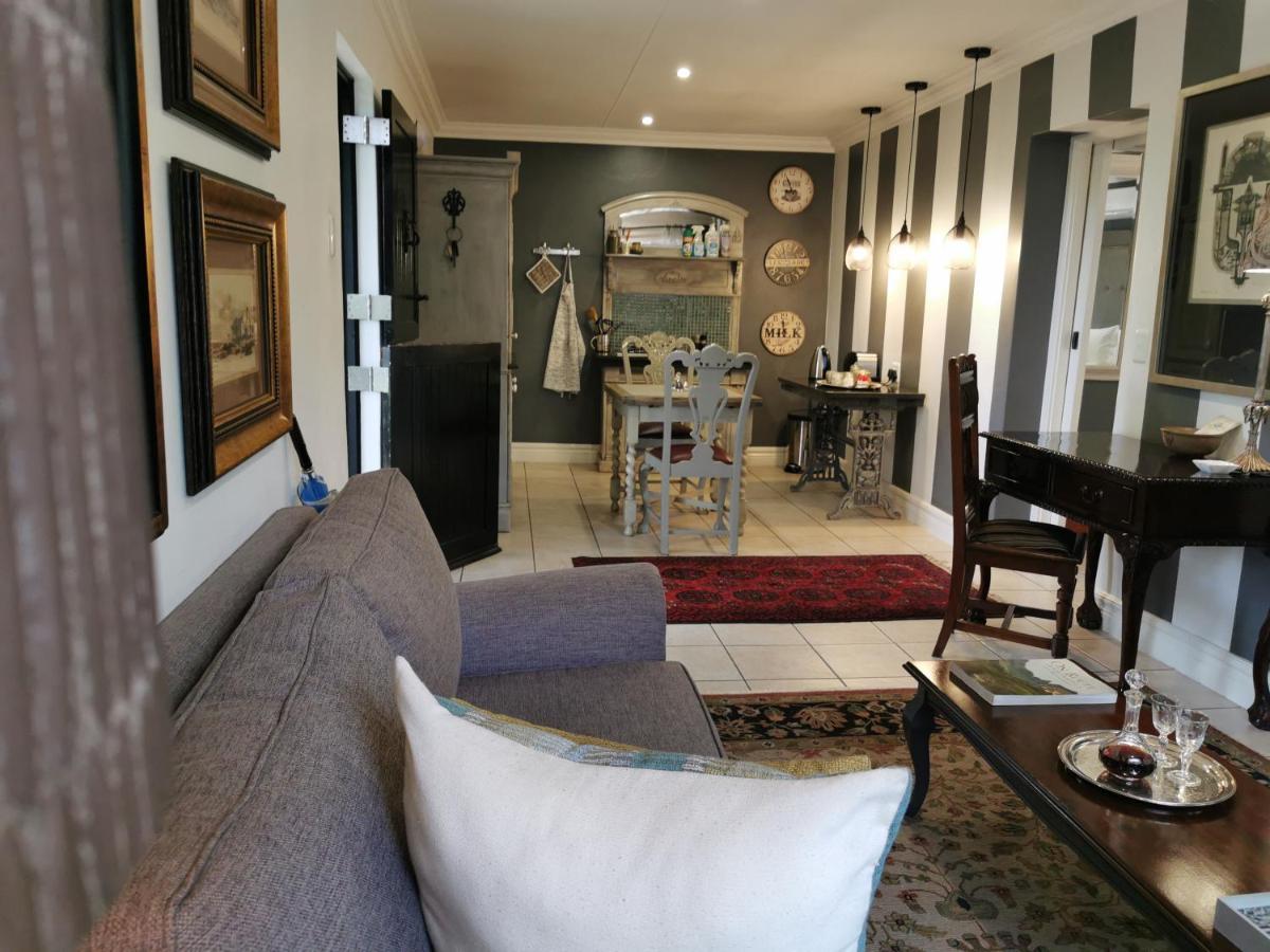 At 98 On Lynburn Guest House Pretoria-Noord Εξωτερικό φωτογραφία