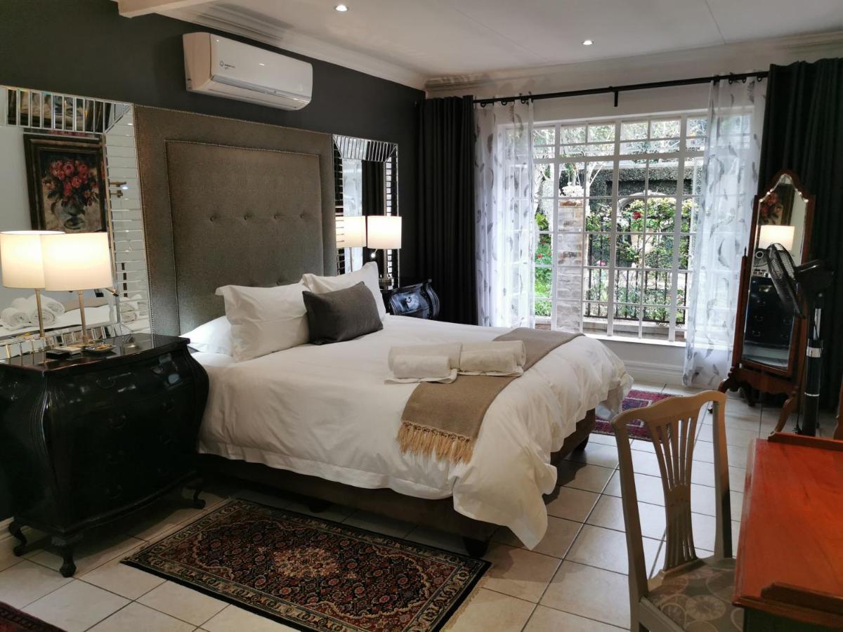 At 98 On Lynburn Guest House Pretoria-Noord Εξωτερικό φωτογραφία