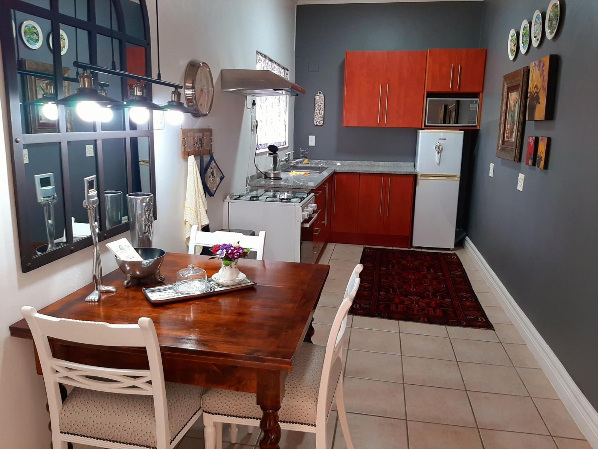At 98 On Lynburn Guest House Pretoria-Noord Δωμάτιο φωτογραφία